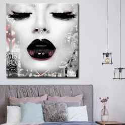 New 🔔 Silver Orchid Welles 'Urban Fashion' Canvas Art 🧨