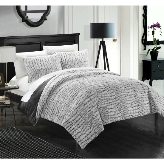 Hot Sale ❤️ Silver Orchid Monroe Grey Faux Fur Queen 3-piece Comforter Set 🧨 - Image 2
