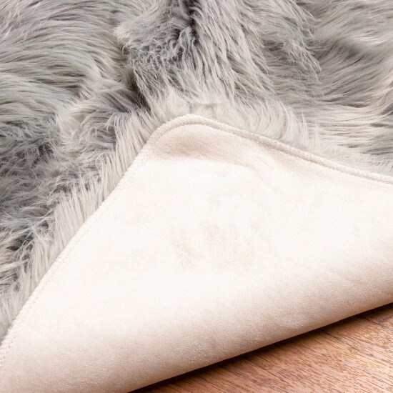 Budget đ Silver Orchid Parrott Faux Fur Sheepskin Area Rug Light Brown đ - Image 8